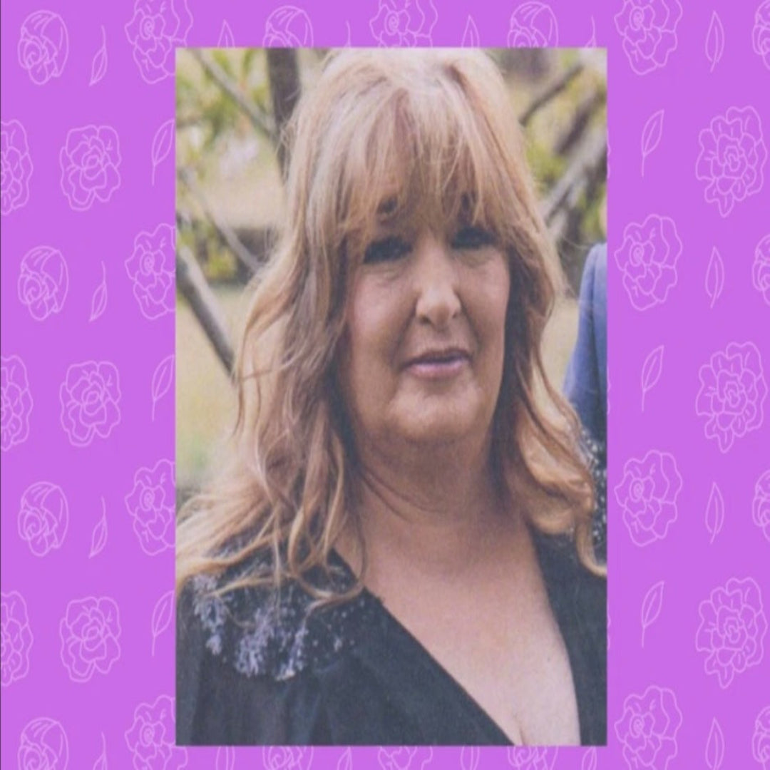 DONNA'S DIVINE CANDLE